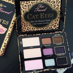 SOLD OUT limited Too Faced Cat Eyeshadow Palette